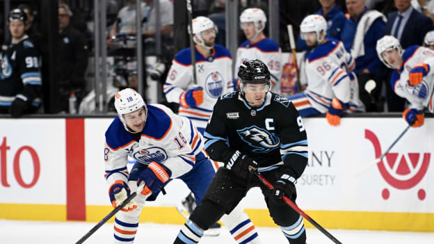 Edmonton Oilers v Utah Mammoth