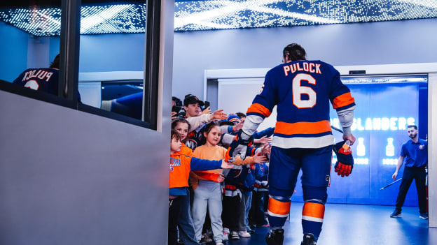 20260328_FLA_NYI_WARMUPS-11