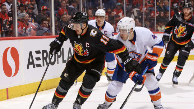 UBS Postgame Photos: Islanders 5, Flames 4 SO