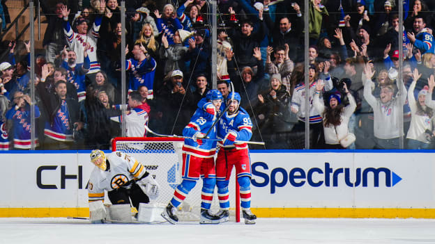 Boston Bruins v New York Rangers