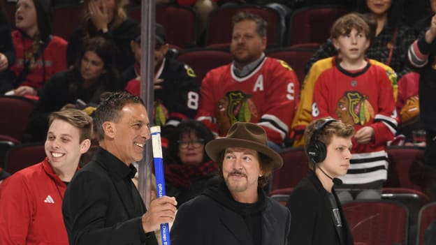 Detroit Red Wings v Chicago Blackhawks