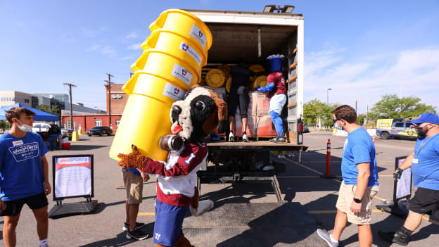 2021 giveSPORTS Equipment Drive Community