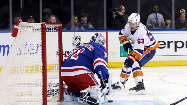 PHOTOS: Rangers 6, Islanders 4