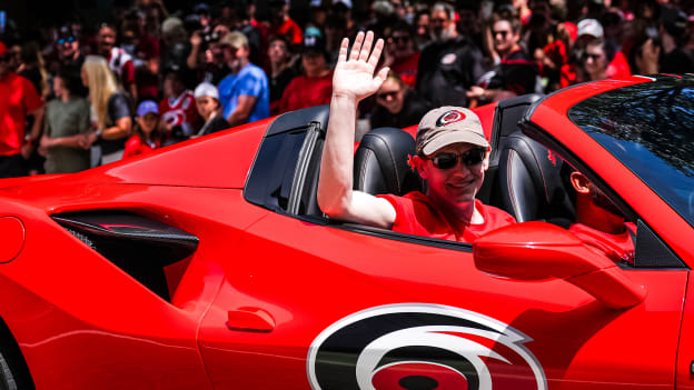 260620_CAR_Victory_Parade_JL608011
