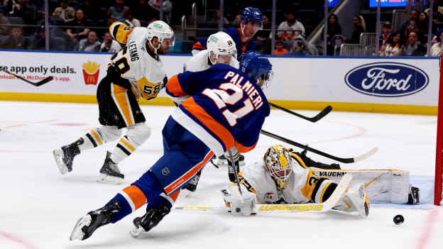 UBS Postgame Photos: Islanders 4, Penguins 3 SO