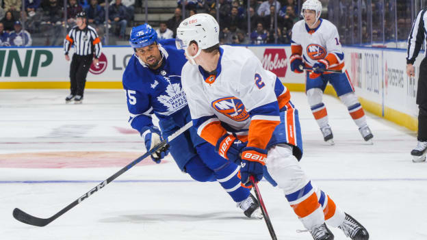 UBS Postgame Photos: Islanders 3, Maple Leafs 2