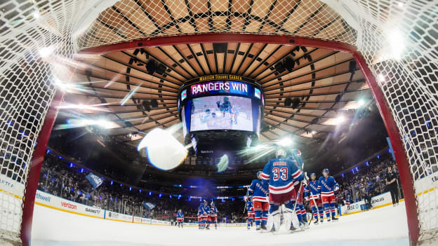 Chicago Blackhawks v New York Rangers