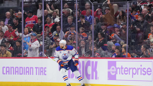 Edmonton Oilers v Ottawa Senators