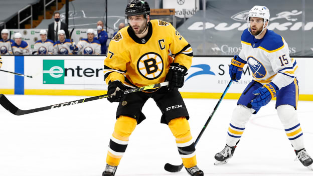 Bruins Reverse Retro jerseys feature return of 'Pooh Bear'