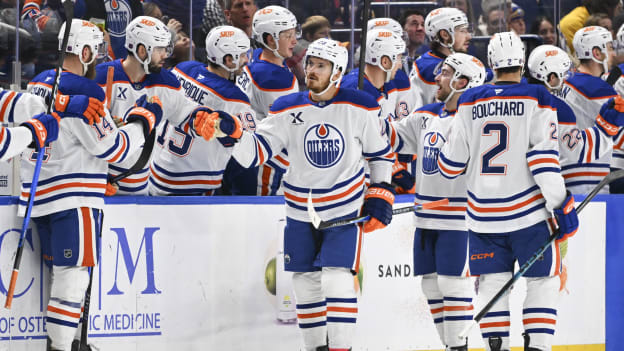 Edmonton Oilers v Buffalo Sabres