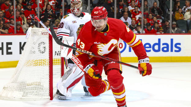 20251107_CGY_vs_CHI_FLA0191_GT