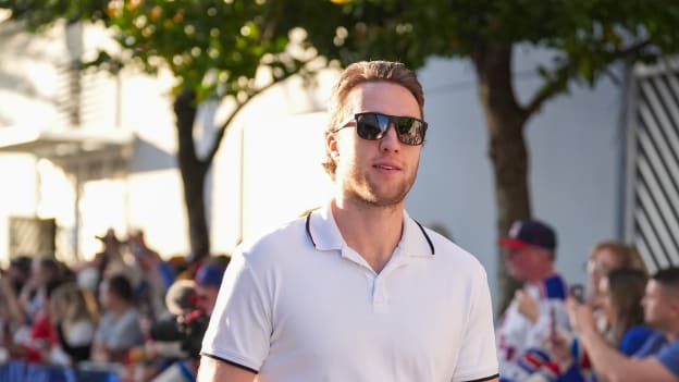 Photos: Winter Classic Arrivals