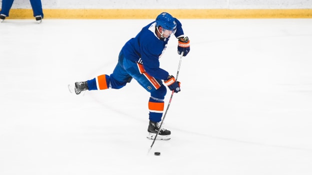 PHOTOS: Islanders Practice Nov. 21, 2023