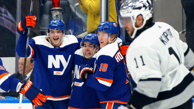 UBS Postgame Photos: Islanders 3, Kings 2 OT
