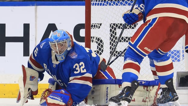 Boston Bruins v New York Rangers
