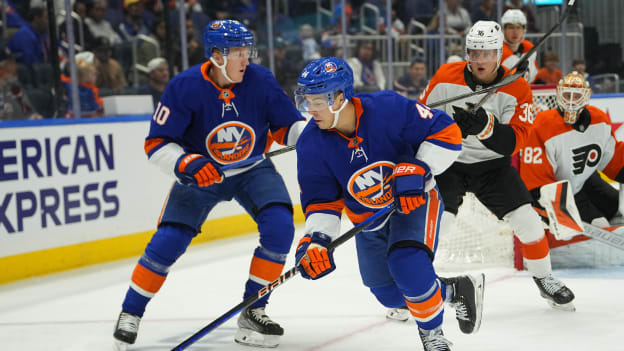 PHOTOS: Islanders 4, Flyers 3