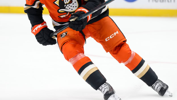 20250924_Kings_Ducks_Robinson_0200