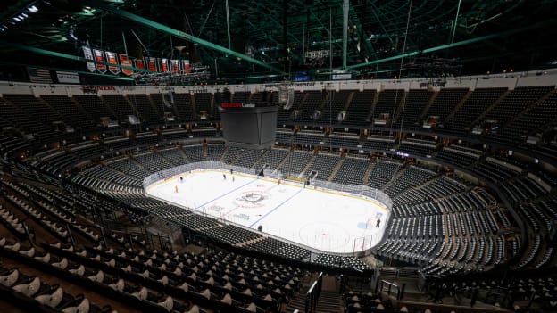 f228ffd0-3ef4-41ce-97e6-70af10419841ADHC_OpeningDay_08