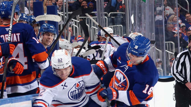 Edmonton Oilers v New York Islanders
