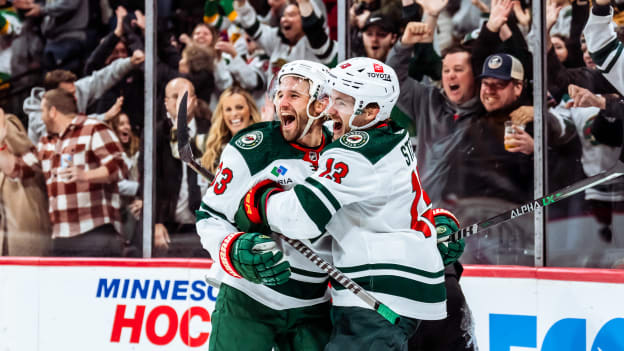 11-19-22 Alex Goligoski-Goal -Sam Steel-001