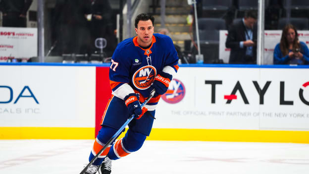 20251010_WSH_NYI_WARMUPS-11