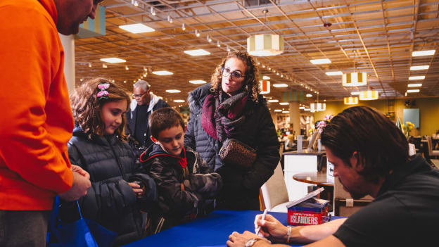 20251121_MATTMARTIN_BOBS-14