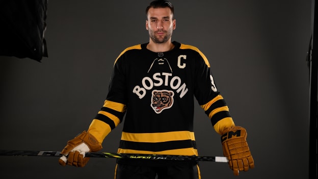 Bruins 2023 Discover NHL Winter Classic Jersey