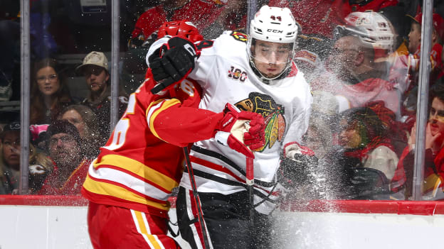 20251107_CGY_vs_CHI_FLA0122_GT