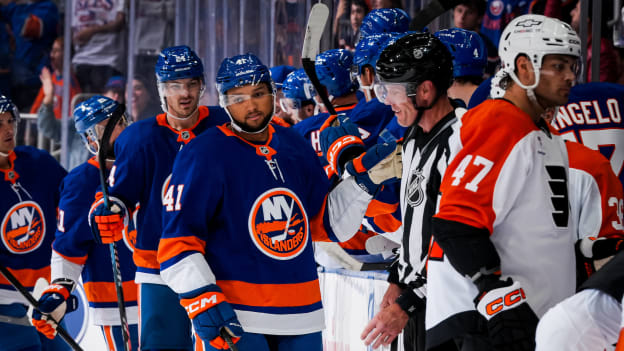 20250921_NYI_PHI_PRE_PERIOD2_GOAL_WARREN-3