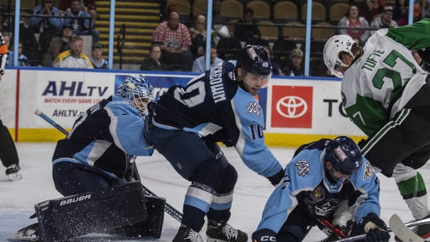 Calder Cup Playoffs Game One: Stars vs. Ads