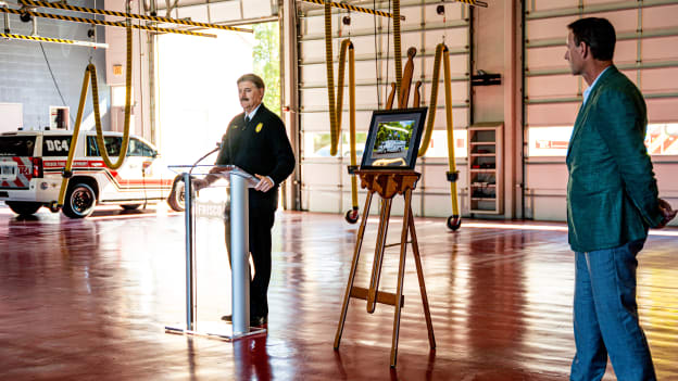 Frisco Fire Department unveils Stars-themed fire truck