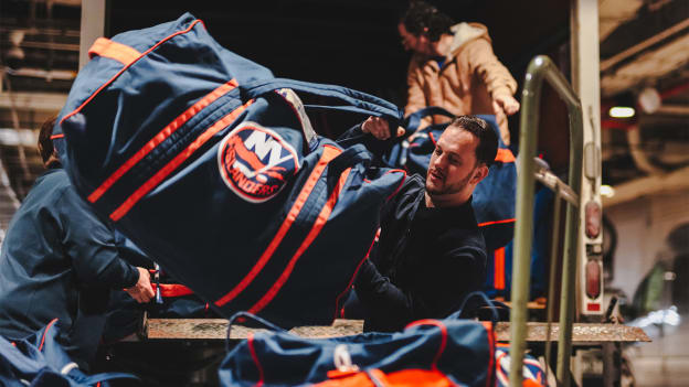 20260129_JOURNAL_EQUIPMENTSTAFF-81