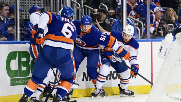 Edmonton Oilers v New York Islanders