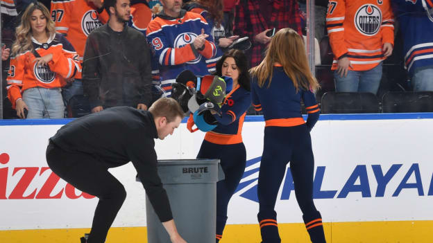 GALLERY: Oilers vs. Predators