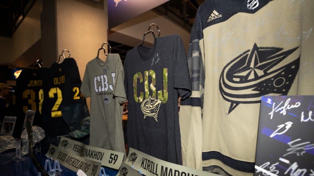 GAMEDAY AUCTION & MYSTERY PUCKS