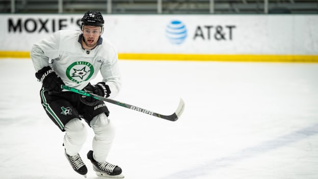 Stars open 2020-21 season with first day of training camp
