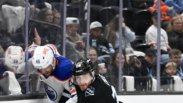 Edmonton Oilers v Utah Mammoth