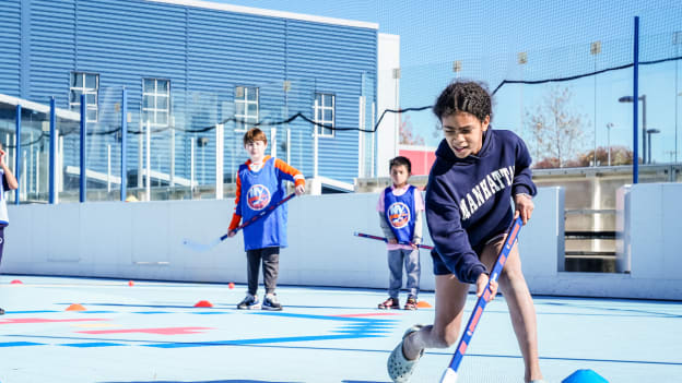 PHOTOS: Military Children Try Hockey For Free