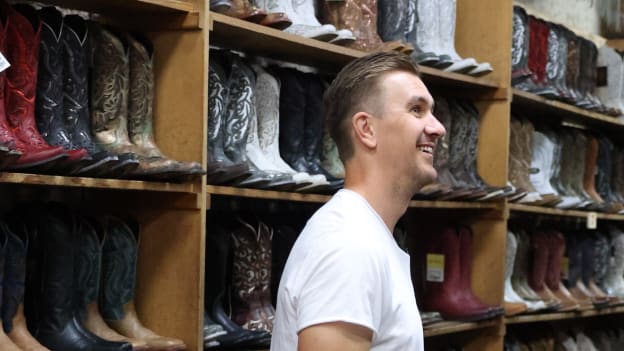 Photo Gallery - Boot Shopping with the Backlunds