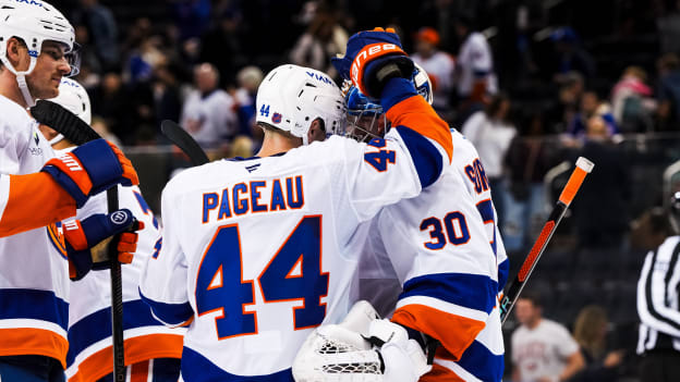 20251108_NYR_NYI_WIN_GHUGS-25