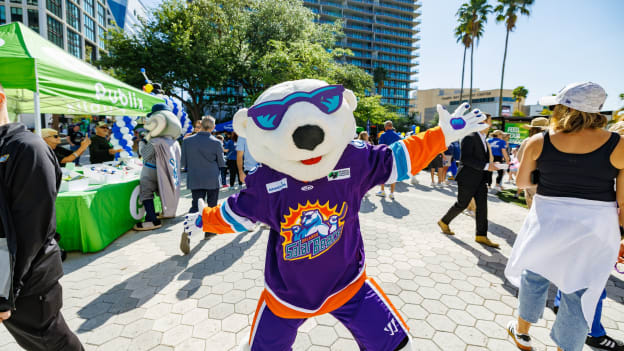 260328-ThunderBug-Birthday-037