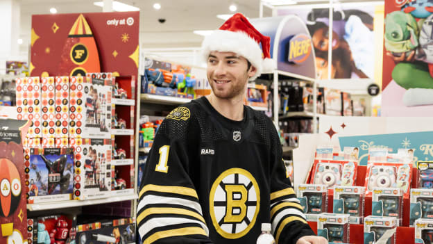 Bruins' shopping spree helps spread holiday cheer – Boston Herald