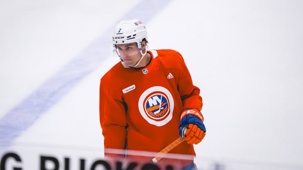 PHOTOS: Islanders Practice Nov. 27