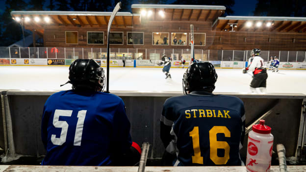 Outdoor Hockey in Winthrop, Washington