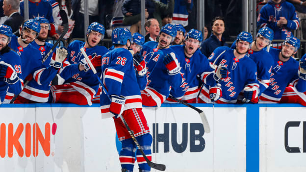 Carolina Hurricanes v New York Rangers