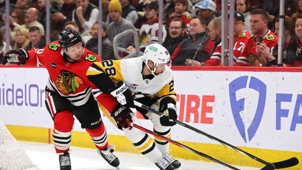 Pittsburgh Penguins v Chicago Blackhawks