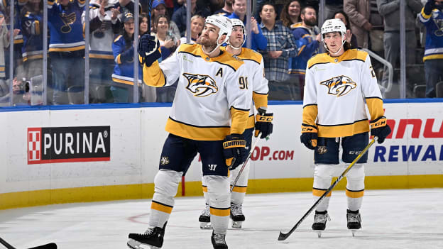 231124-O'Relly-Ryan_salute_2 (Getty)