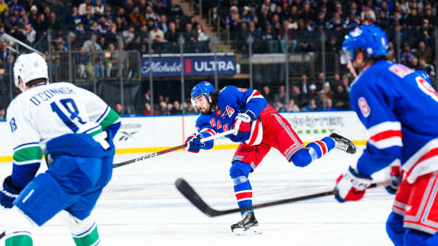 Vancouver Canucks v New York Rangers