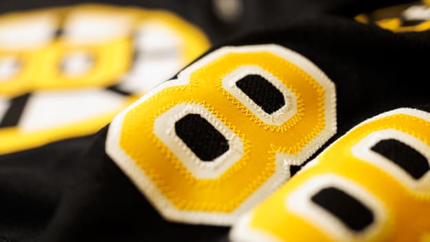 04-30-2025_DLE_Boston Bruins Uniform Photoshoot BTS25