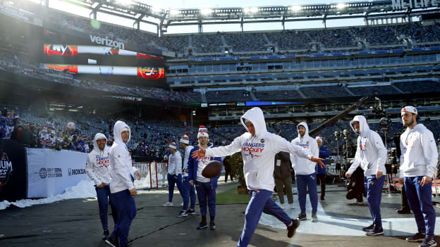 2024 Navy Federal Credit Union Stadium Series - Warm Ups